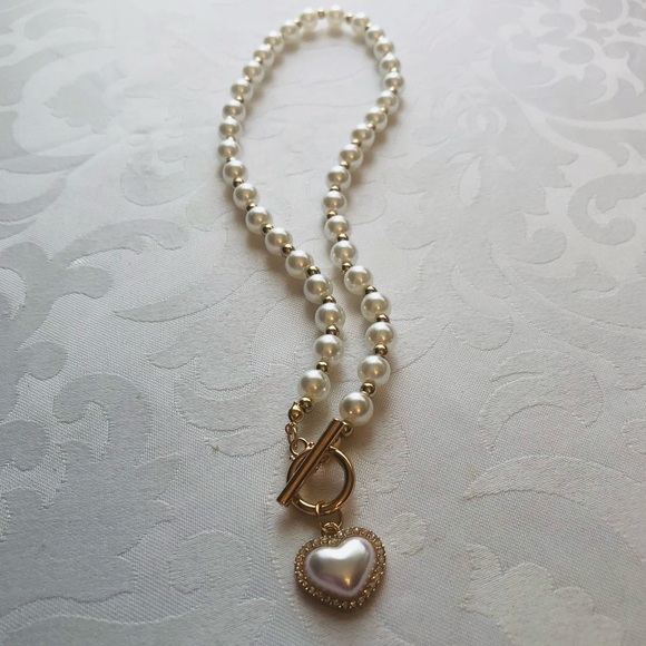 Pearl Goldtone Beads Heart Rhinestone Toggle Necklace - Picture 2 of 8